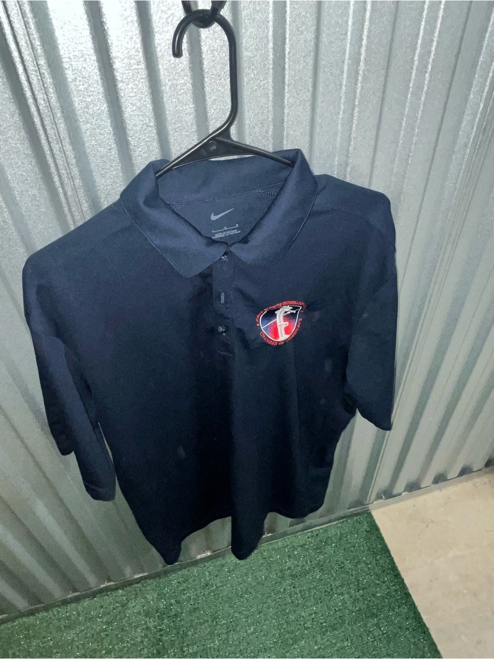 Nike jfk airport polo size L